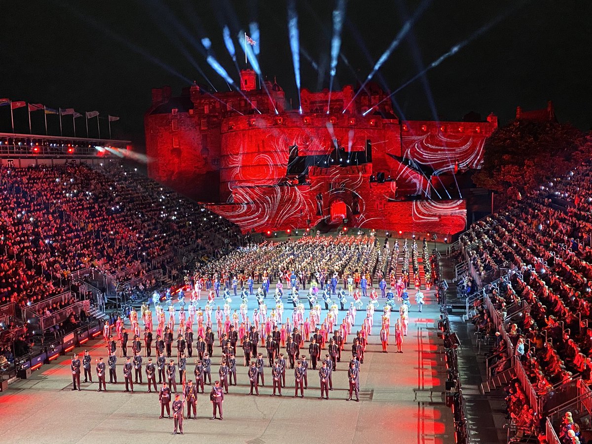 Thank you to Air Officer Scotland for inviting me to the @EdinburghTattoo in my capacity as Commandant General RAF Regiment. A fantastic experience & my first official function following the announcement that His Majesty has adopted the role of the Corps’ Air Commodore-in-Chief.