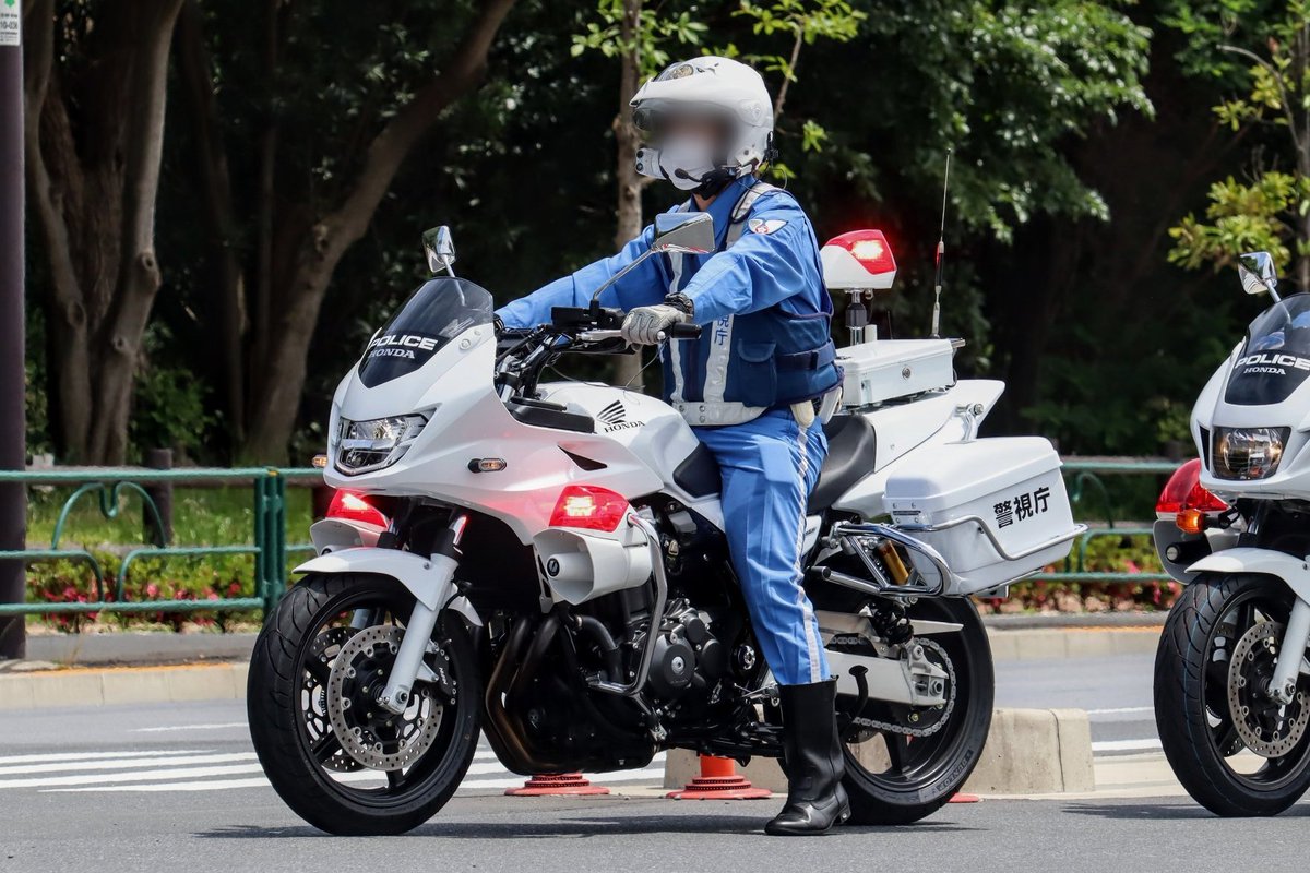 F34-oHJbAAAu4dm.jpg?format=jpg