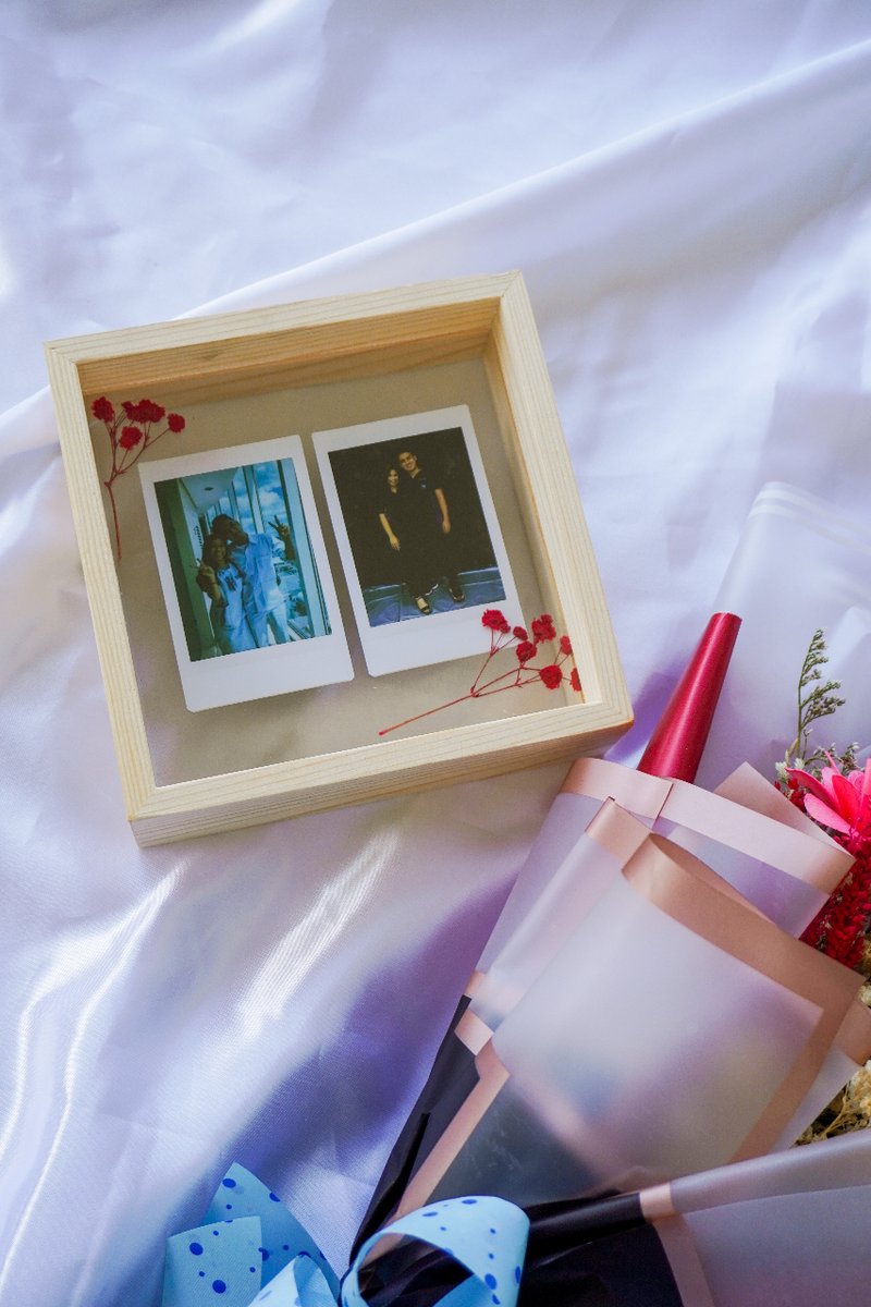 pose_ph's tweet photo. Capture memories and spread joy! 📸
Wooden polaroid frames, perfect gift idea for any occasion. ♥️

Message for inquiries!

#giftideas #woodenframes #polaroids #film #polaroidprints #polaroidprinting #printingservice #giftforhim #giftforher #instax #instaxprints #prints #poseph https://t.co/Tcc9mYeXOr