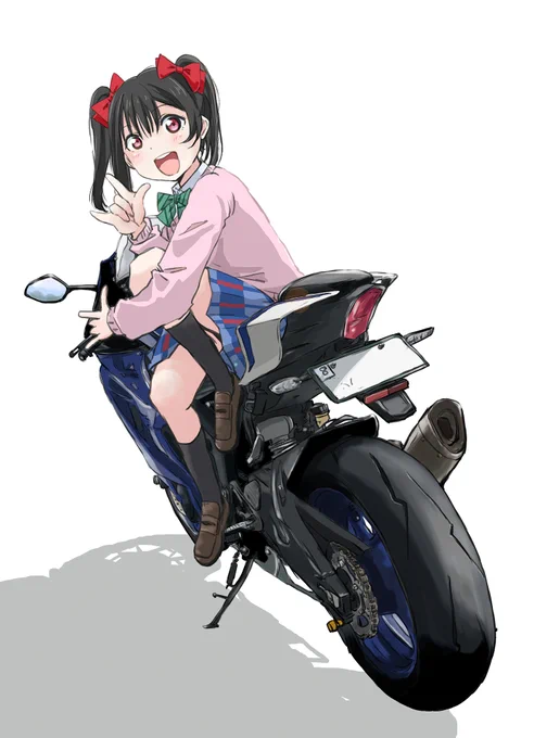 今日は日和ってGROMでBDSのバイクイベントとツーリングしてましたが、涼しくなったらR6乗りたいです～ #バイクの日 
