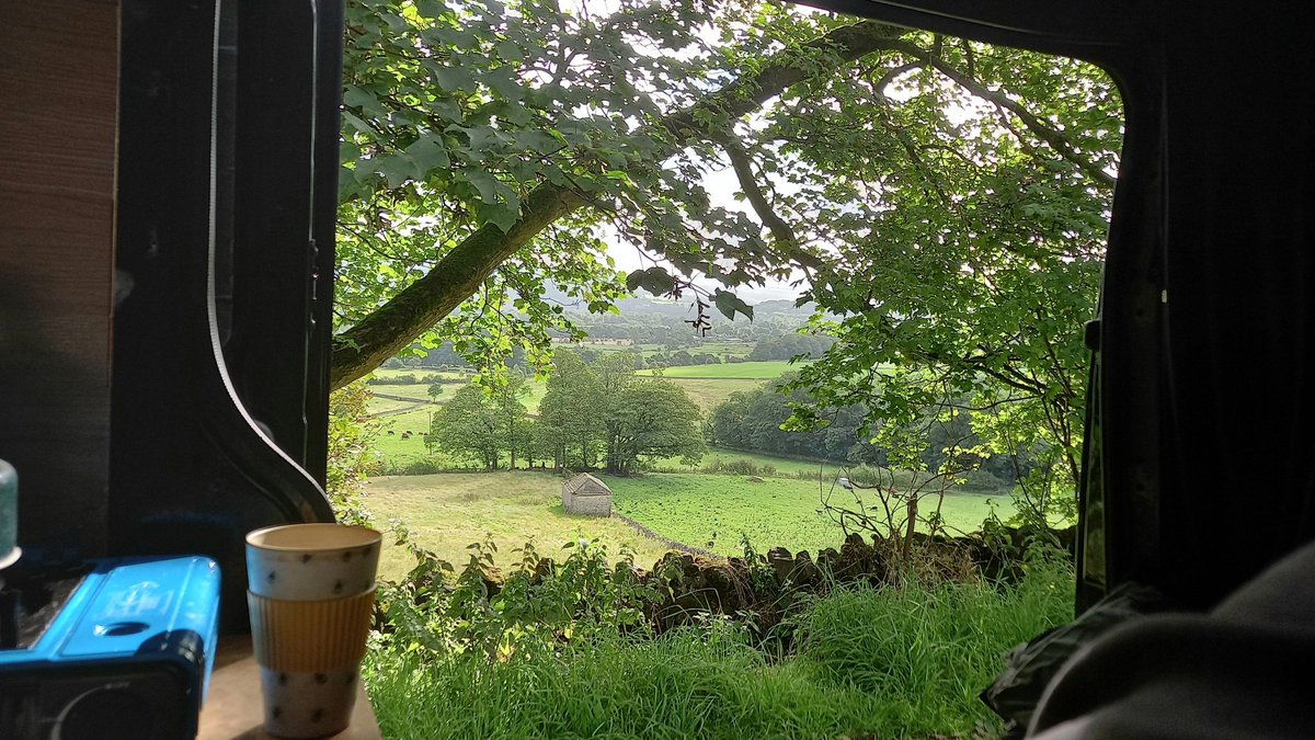 Boyaghan's tweet photo. Brew with view 🍵 👀 https://t.co/HEkTRL7GIq