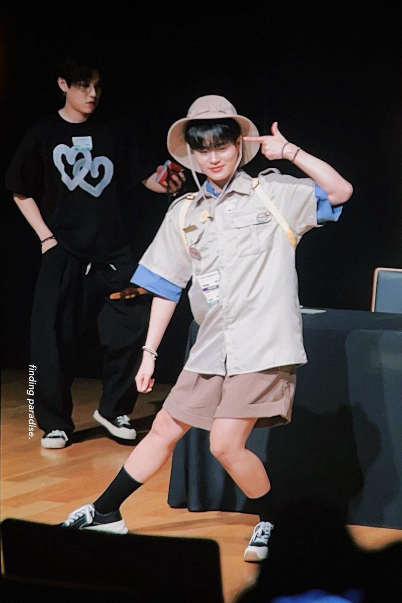 fp_0129's tweet photo. 230819 헤헷 #대휘 #이대휘 #AB6IX https://t.co/oAgdZqQ1Bh