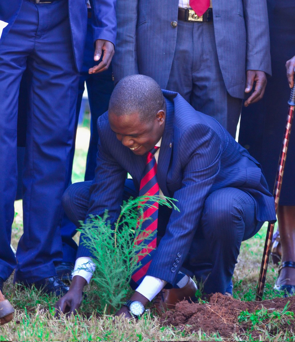 Jesus is coming, get involved!

Opened Sabbath with Iraa and Sinkoronik SDA Churches at the end of the camp meeting!

#HappySabbath
#MunguMbele