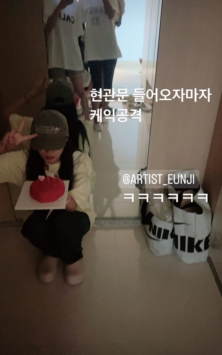 _geong_'s tweet photo. 귀엽다.. https://t.co/ljJGtAAr5O