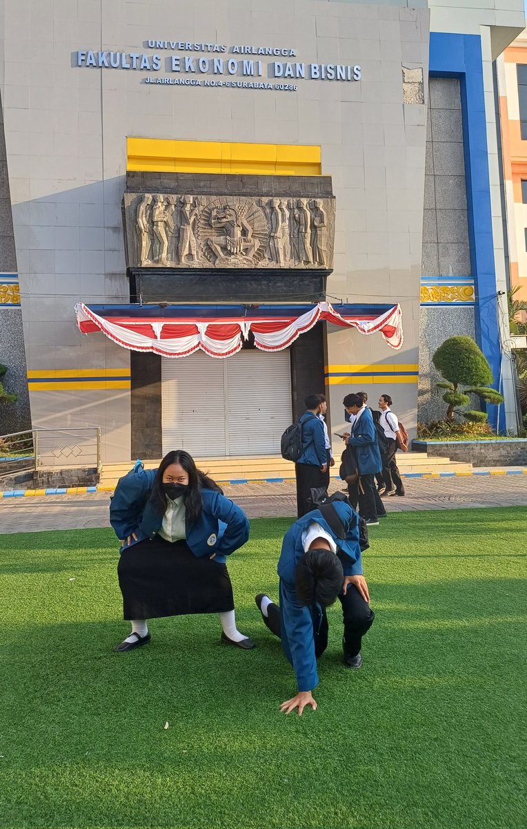 juyeonfkunair's tweet photo. orgil😭😭😭😭😭 malu dikit diliatin orang🧍🏻‍♂️☝🏻 https://t.co/aMbC4rHscn