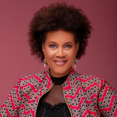 BabaMwita's tweet photo. Shangazi, leo naomba nikupe 💐 yako. Umekuwa nguzo muhimu kwenye harakati. Wapo ulioanza nao, lakini leo wamepotea na baadhi wamesaliti movement. Umepitia vipindi vyote; jua, mvua, upepo na gharika. Bado umesimama imara. Halafu una roho ya upendo. Mungu azidi kukupa afya njema. https://t.co/1OFaskJQmH