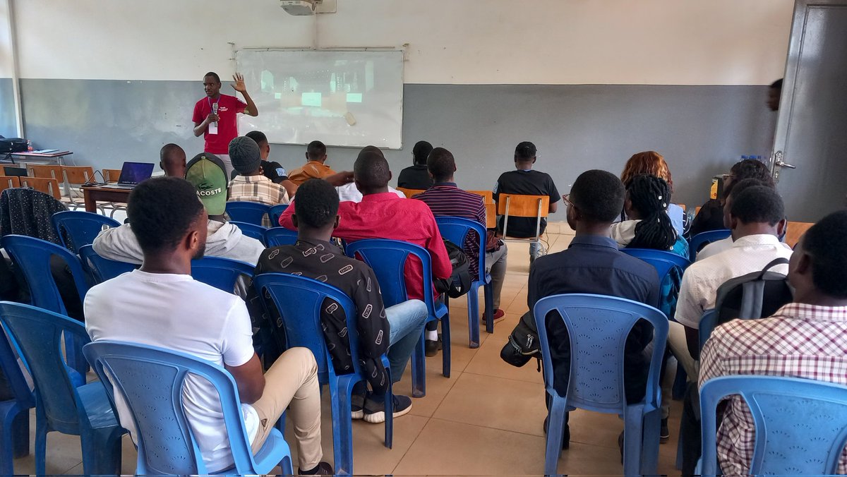 KalumeYves's tweet image. Live from #IOExetendedLubumbashi by @gdg_lubumbashi 

#IOExtended23 #GoogleIOExenteded