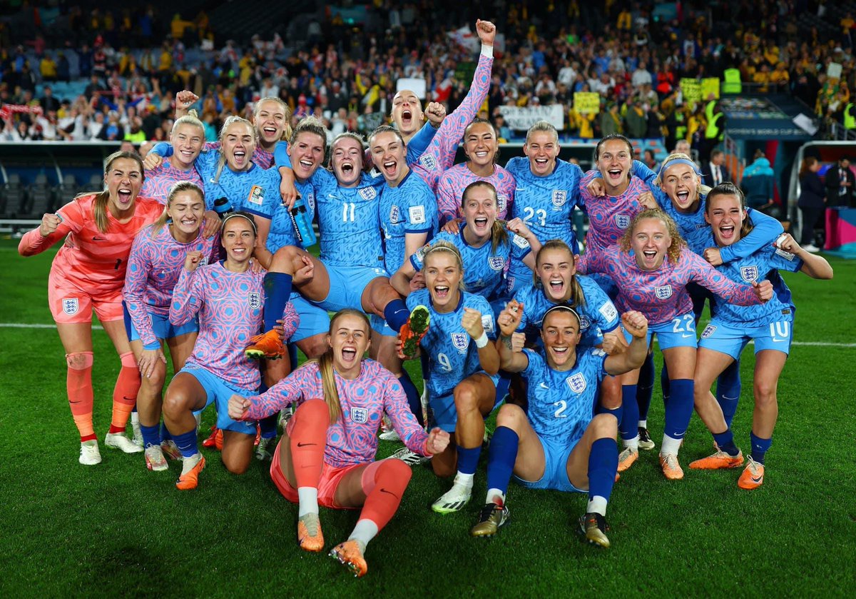 🏴󠁧󠁢󠁥󠁮󠁧󠁿⚽️ 🦁 Tomorrow’s England Ladies play in their first World Cup Final. It will be a tough game against Spain but we believe in England!! We think 2-1 to England - you?? Post your thoughts and win a free Wildcats session at Penair in September 🏴󠁧󠁢󠁥󠁮󠁧󠁿⚽️🦁
#lionessesdownunder #FIFAWWC23