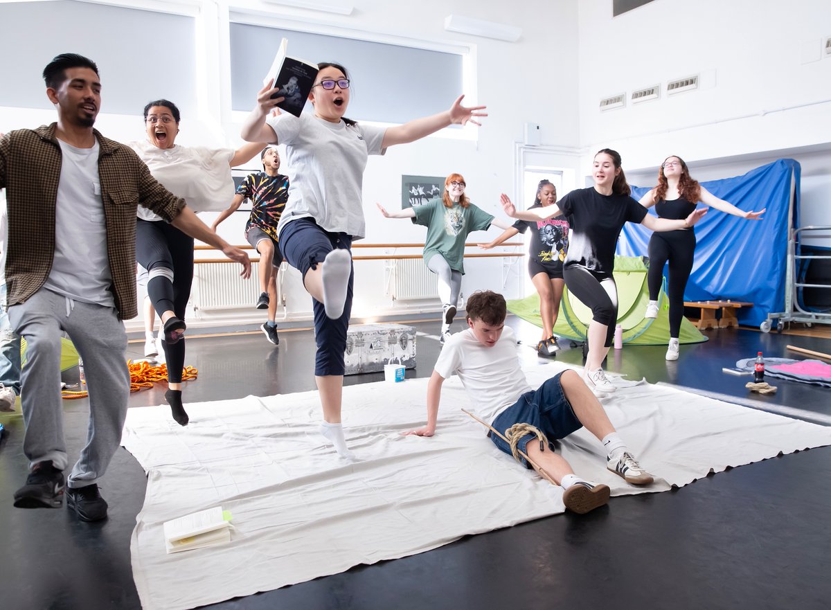 Wac Arts tweet media