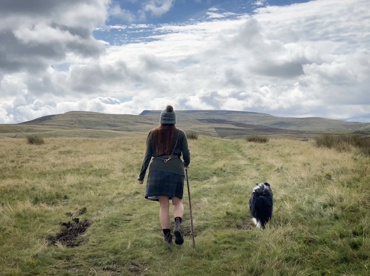 Yorkshire Dales … a blustery walk today up a fabulous fell .. Wild Boar 🐗.. join Shadow and I September 4-8 2023 or May 13-17 2024 .. retreat weeks to relax.. rejuvenate and rest 🙏details on my website link above ⬆️ in my bio 💚🌬️🐑☕️🥾🥾