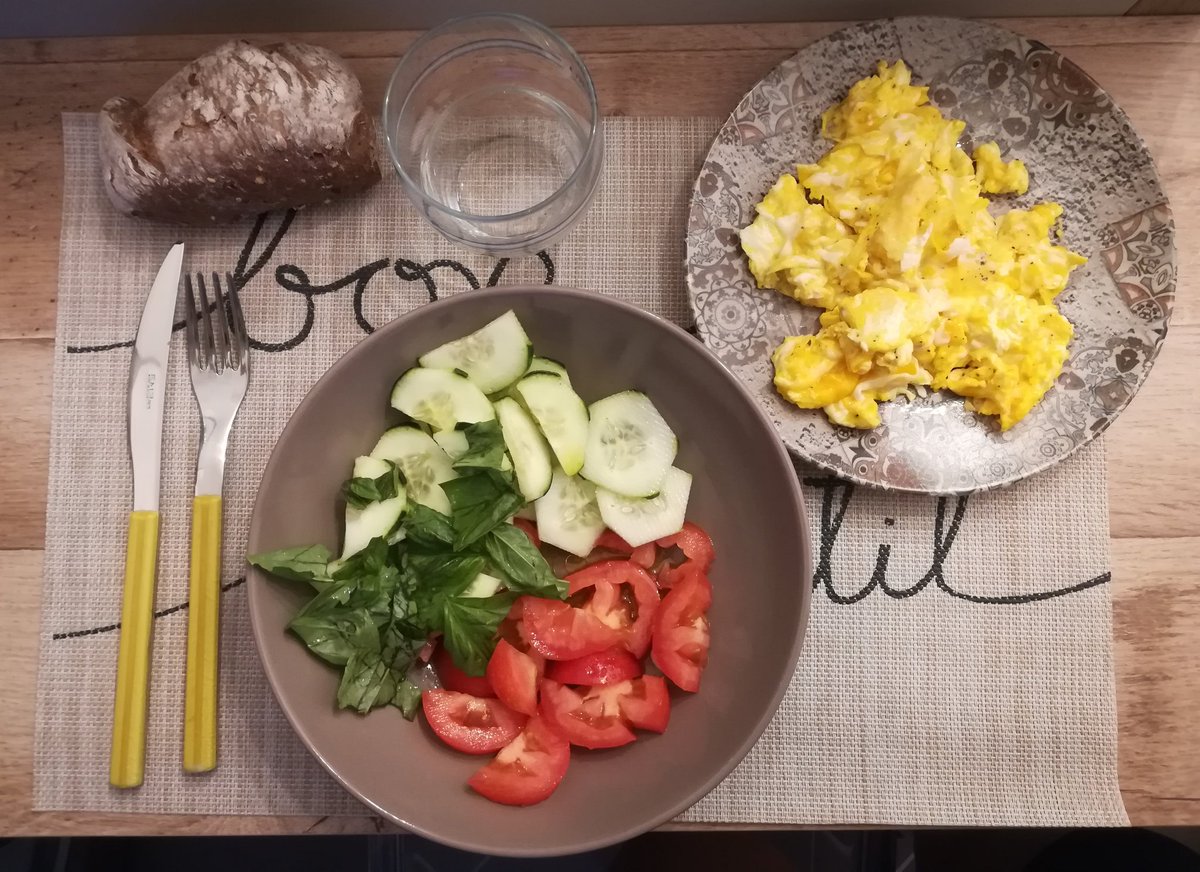 barbarinapaty's tweet image. Armocromia Estate 
#Buonpranzo