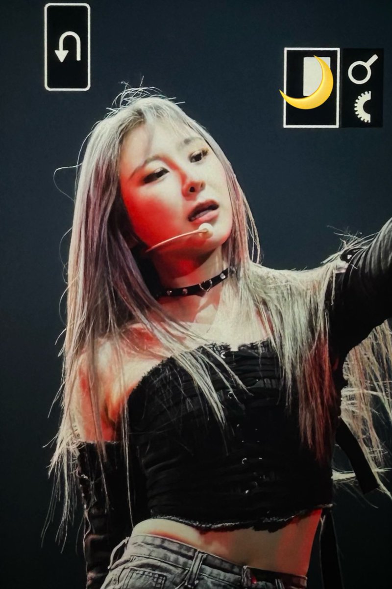 moon____39's tweet photo. 230819 RBW콘서트

#RBW  #WM
#SummerFes
#OverTheRainbow
#이채연
#LEECHAEYEON https://t.co/rHgMSI8UUt