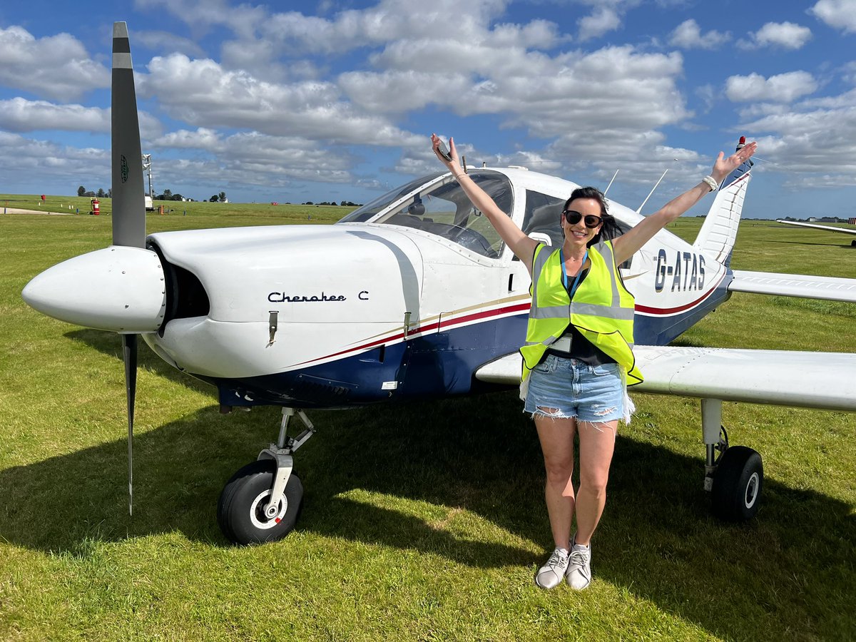 Another friend becomes a passenger number.  Thanks for joining me this morning Rachael (now aka #34). Lovely flight across to Kings Lynn and back along the North Norfolk Coastline. Heaven.

#Mission150
#WorldsOkayestPilot
