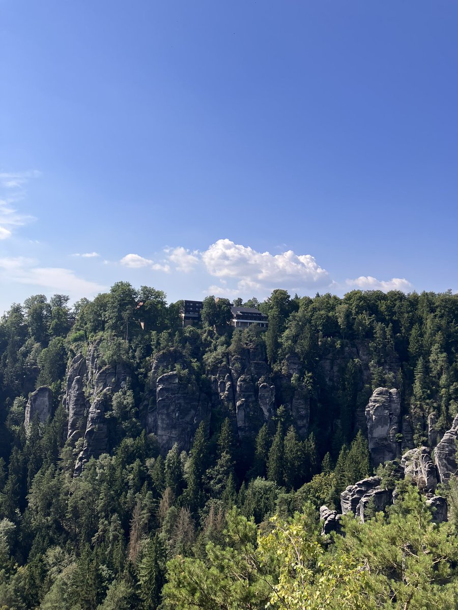 AGandioso's tweet photo. Incredible Hiking around Elbe Sand Stone Mountains! Big thanks @AvHStiftung for this first amazing week of #AvHStudyTour History 🏰, city tours, wine tasting 🍷 , and trying to find extra funding in a gold mine ⚜️🏅 (Alexander von Humboldt was here.) 🇩🇪🧬🧪#humboldtians #research https://t.co/X4ISKLeV1s