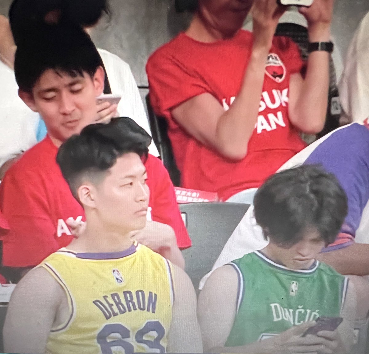 miss77ela's tweet photo. debron? lol https://t.co/eDw6QyirOg