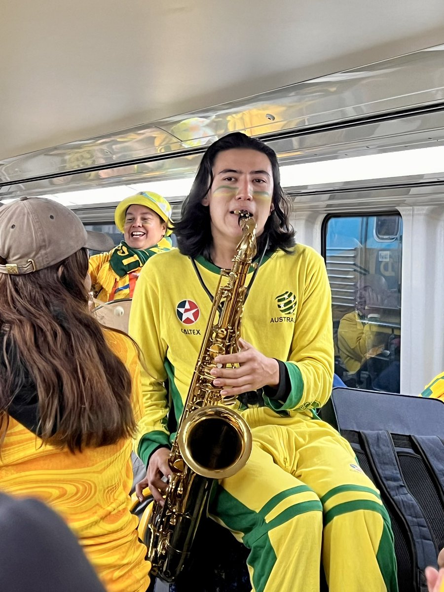 ChristineWhyte's tweet photo. Great train journey to the stadium for our Semi Final with @Matildasactive &amp; @tomas__phillips on Sax despite @TrainsInfo holding us up on the platform for 30-mins+! https://t.co/O08ETGUTu9