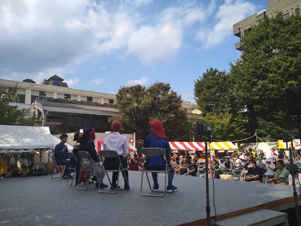 coslab_official's tweet photo. 亜細亜大学のコスプレ研究会の方達とのセッションはとても華があり🌸
トークショーの内容もとても興味深いものでした😳
 #コスプレ   #コスらぼっ https://t.co/cnqhaMJykB