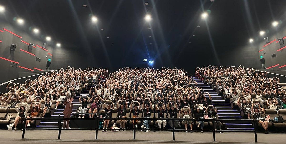 EXO-L ILOILO tweet media