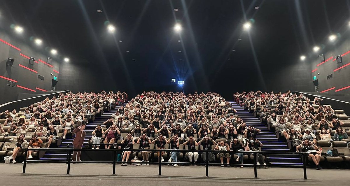 EXO-L ILOILO tweet media