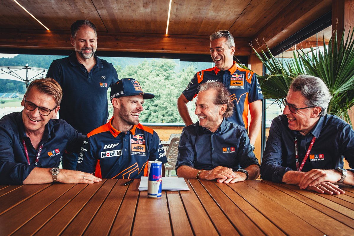 RED BULL KTM FACTORY RACING tweet media