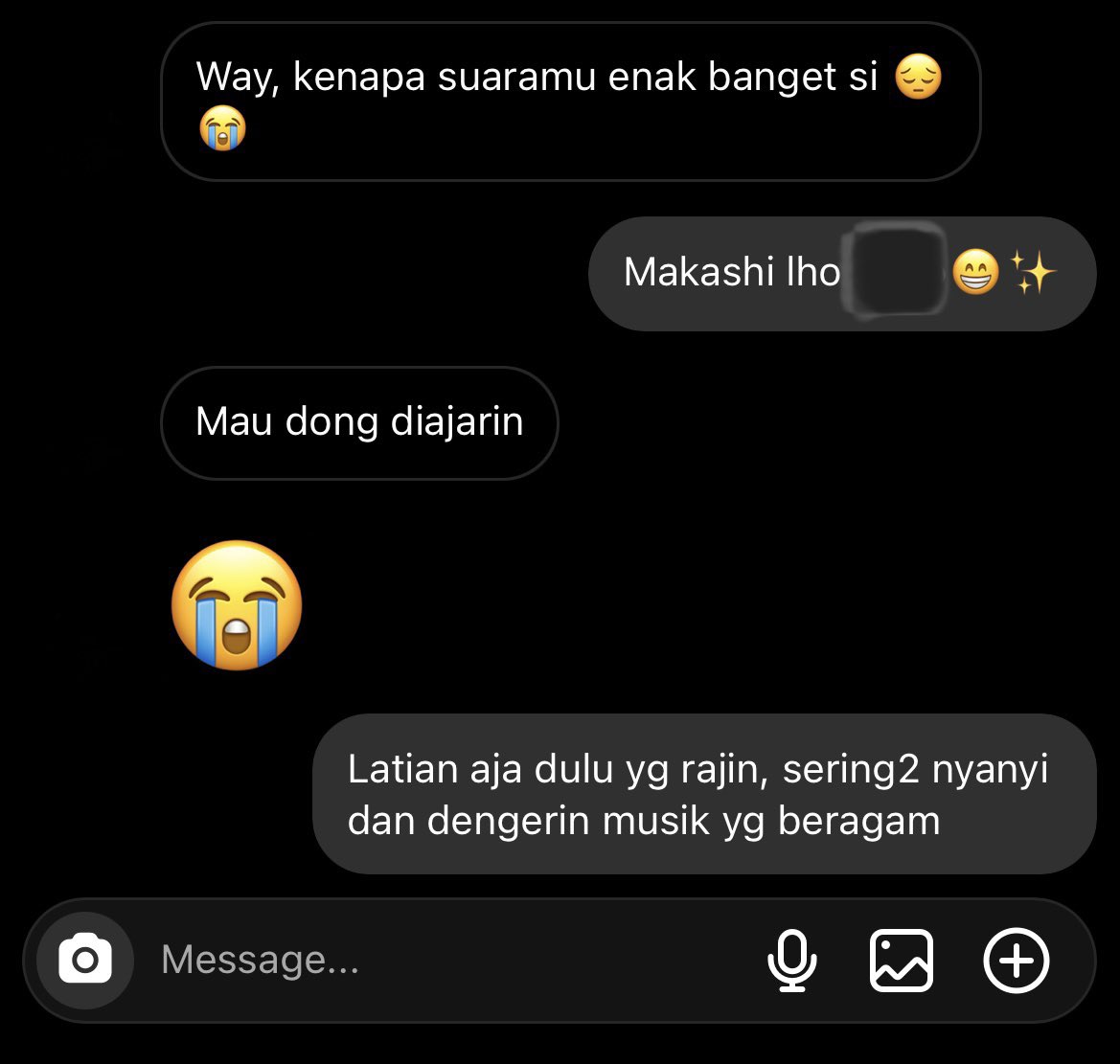 ohyau's tweet photo. Suka skeptis dan jadi males ngelanjutin obrolan kl ada kata-kata ini.
Soalnya biasanya tu pada OmDo, padahal srg bgt aku beneran mau bantu. Selaluuu, dr jaman aku SD 😒.
Di otakku skrg itu kl km emg niat, km datang ke aku, nanya jadwal, negosiasi kondisi dan harga dan deal. https://t.co/b2e7gCdool