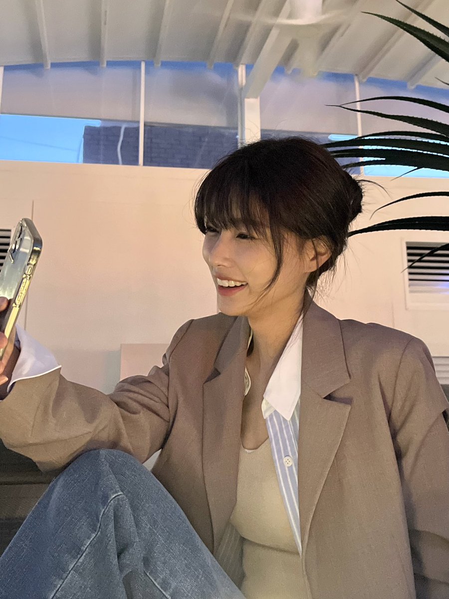 hyem_bot's tweet photo. [230819] 🐹💭 3:59 PM

"y/n have a happy weekend haha"

*pic* https://t.co/ILi8nUSUMt