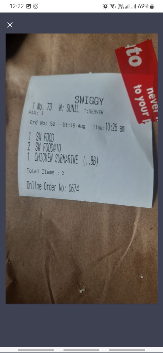 chipkar_anuj's tweet photo. FRAUD ALERT🚨 BY @Swiggy @SwiggyCares!!!
Provided veg sandwich instead of submarine chicken sandwich. Why are you making the customers bound to use Swiggy coupon? If you haven't delivered as per ethics, then restaurant and swiggy must provide an option of refund. @jagograhakjago https://t.co/W04nppPQQU