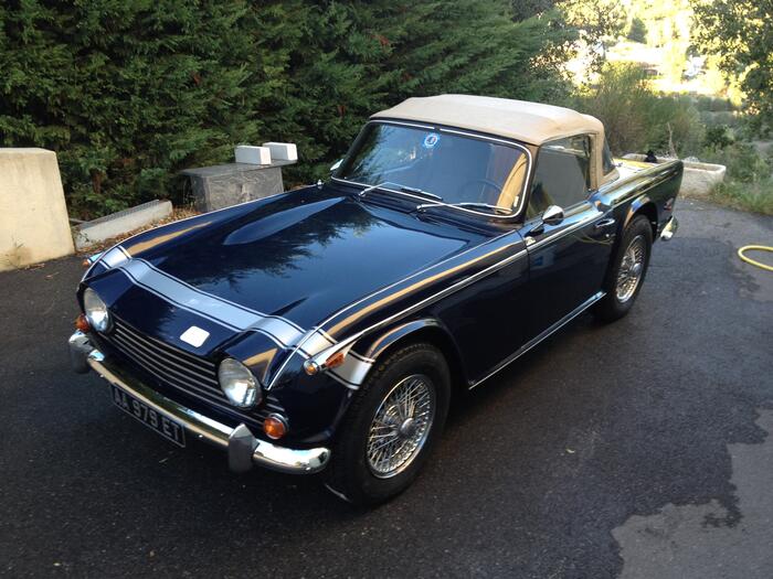 Gerard's 1968 Triumph TR250 - TRExp Registry #AutoShrine dlvr.it/StsV6Y