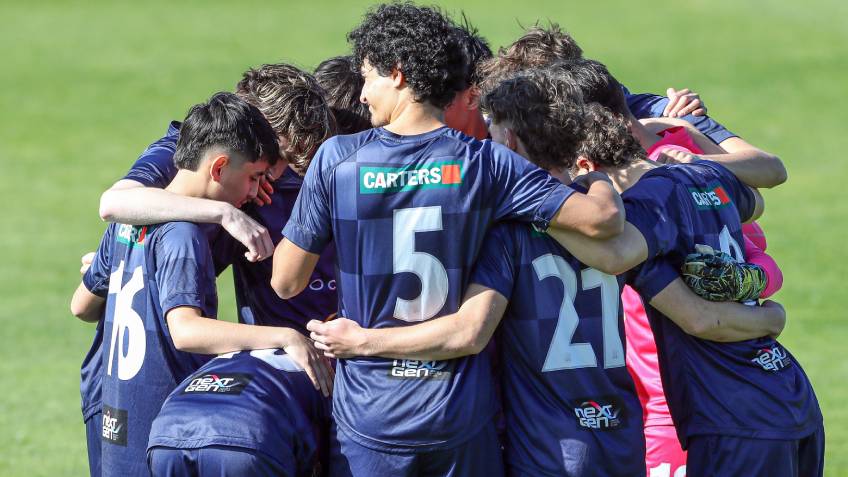 📝  𝐑𝐄𝐏𝐎𝐑𝐓 | 𝐔-𝟐𝟑𝐬 𝐝𝐫𝐚𝐰 𝐛𝐮𝐭 𝐬𝐭𝐚𝐲 𝐨𝐧 𝐭𝐨𝐩 𝐰𝐢𝐭𝐡 𝐭𝐰𝐨 𝐫𝐨𝐮𝐧𝐝𝐬 𝐭𝐨 𝐠𝐨

City youngsters draw with Wanderers as the title race goes down to the wire. COYC! 💪

🔵⚪ #StrengthInUnity 

📷 | @Phototek 

🎥 | ACFC Media 

👀 bit.ly/3OZGF1C