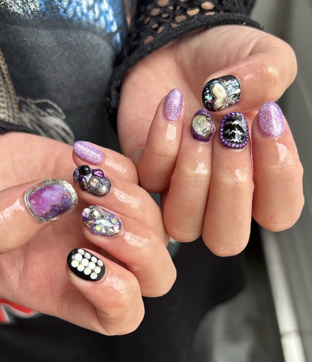 ahg_oe's tweet photo. ネイル変えたよ〜ん💅 https://t.co/Upl8Pf5M6y