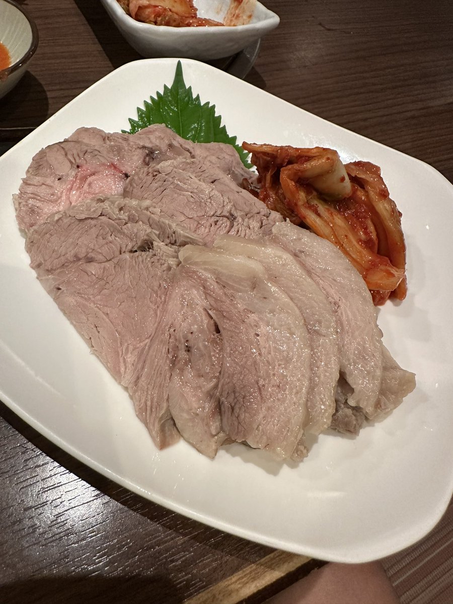 yaminotami's tweet photo. 今里　万宝家
生野の名店、美味すぎる🍺
ケジャンいかちい。
#韓国料理 #生野区 #蒸し豚 #ケジャン
 #コブクロのたたき https://t.co/Ar8Od1rgFn