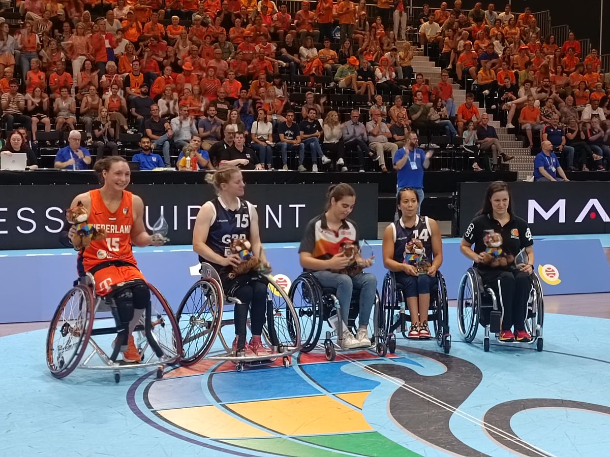 <a href="/BeatrizZudaire/">beatriz Zudaire</a> en el quinteto ideal del Europeo #BSR de #Rotterdam

Excelente campeonato realizado por la jugadora española
🏀🏀🏀
#basket #wheelchairbasket #baloncesto