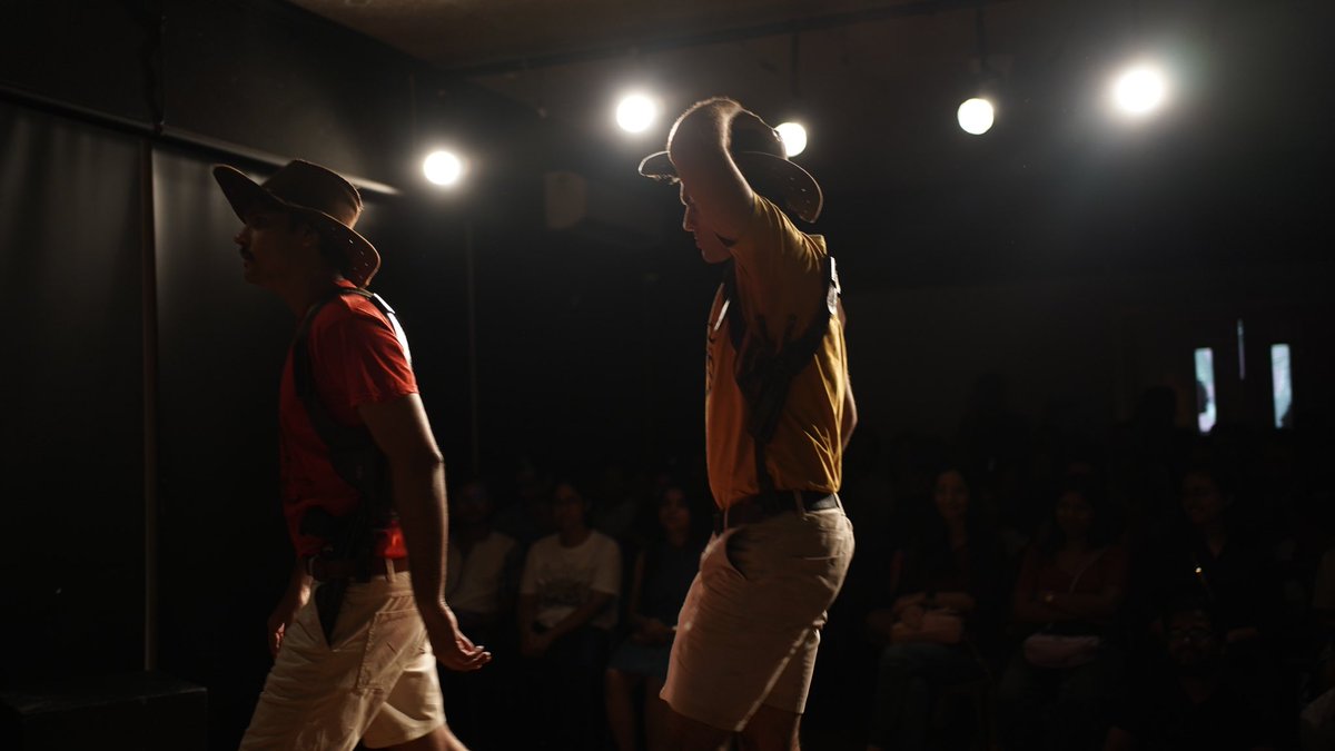 itsyourTarun's tweet photo. Play #ChidiyaUdd First Show in #Delhi 
6th Aug 2023

#Theatre #Actors #Stageshow 
@nsp_vivek 

More shows comping up!

#TheatreActors
#Drama https://t.co/3GNkaFkb7v
