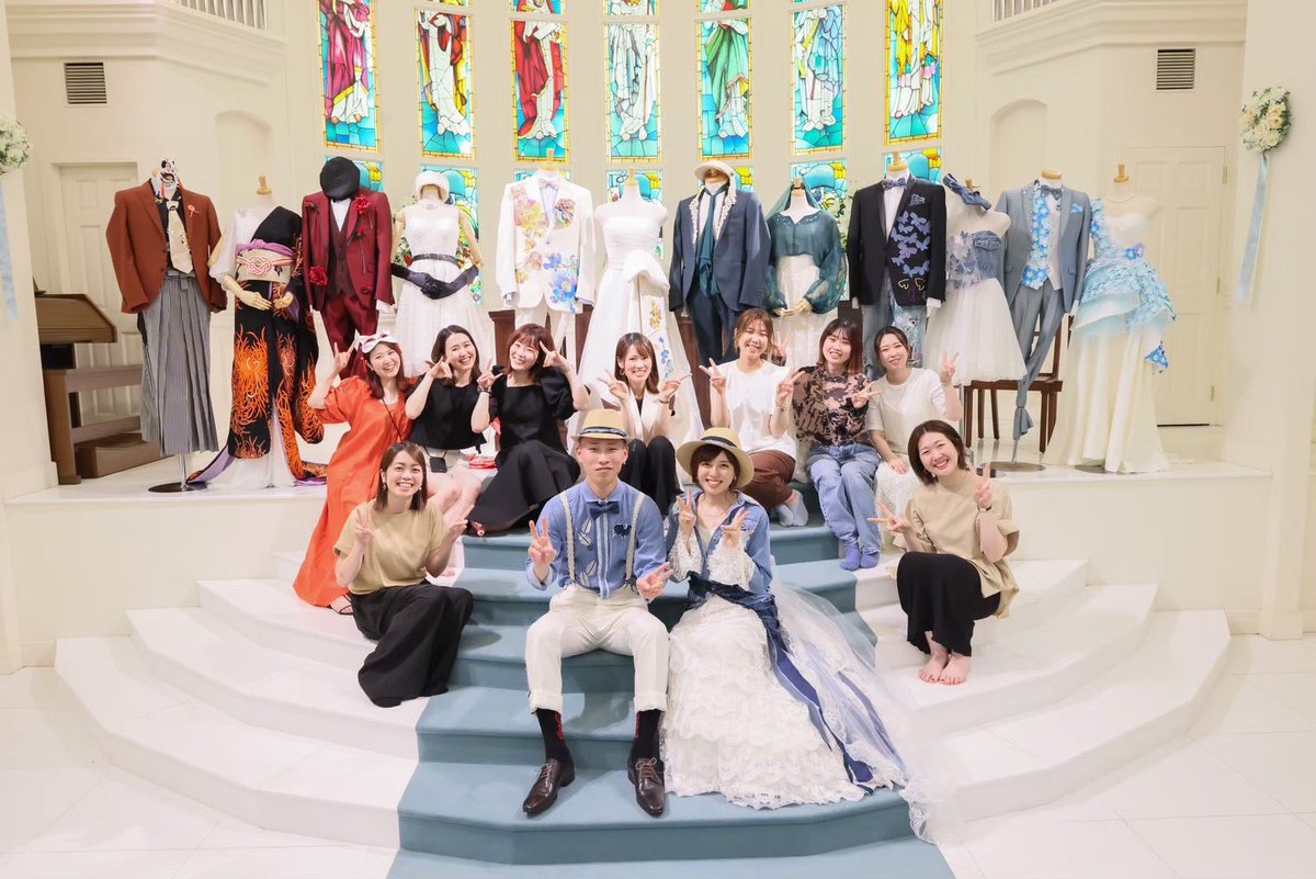 attractivesaiyo's tweet photo. アトラクティブの社内表彰をご紹介🏆
詳しくはこちらをご覧ください💁‍♀️♪

https://t.co/EK7dp7cCTW

#スパニッシュガーデン
#ルシェルアンジュ
#グランダブリュー
#ザギャラリー
#ドレス
#プランナー
#ウェディング
#ブライダル
#就活
#転職
#社内表彰
#コーディネート
#プレゼン
#求人
#新卒
#中途 https://t.co/lcjEQSNJLC