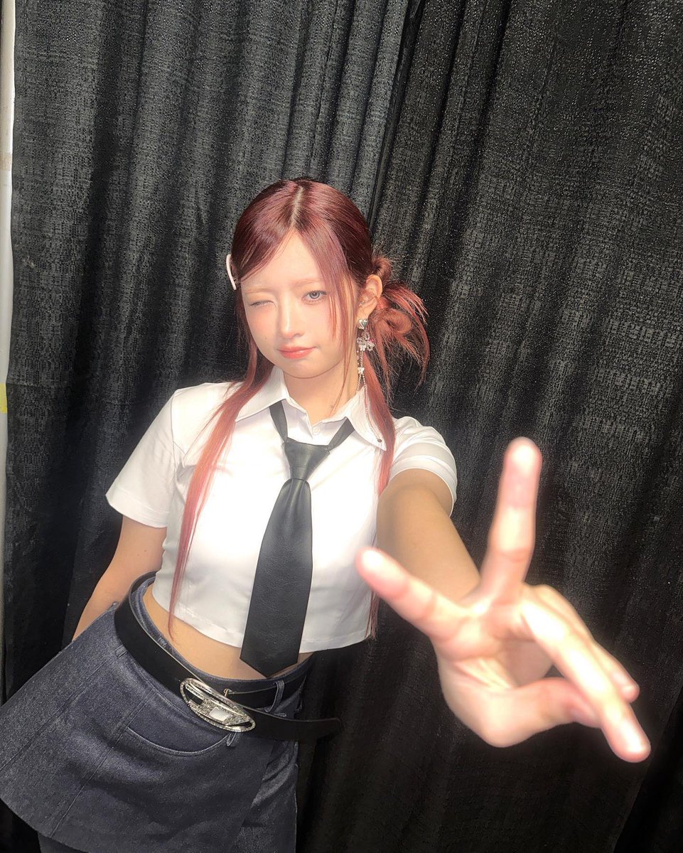 archiveRei_'s tweet image. 아이브 공식 인스타 #레이

🔗 instagram.com/p/CwHkJW7PPFf/

쁘잇(՞ . ̫ .՞)☆彡｡･ ｡*･ﾟ