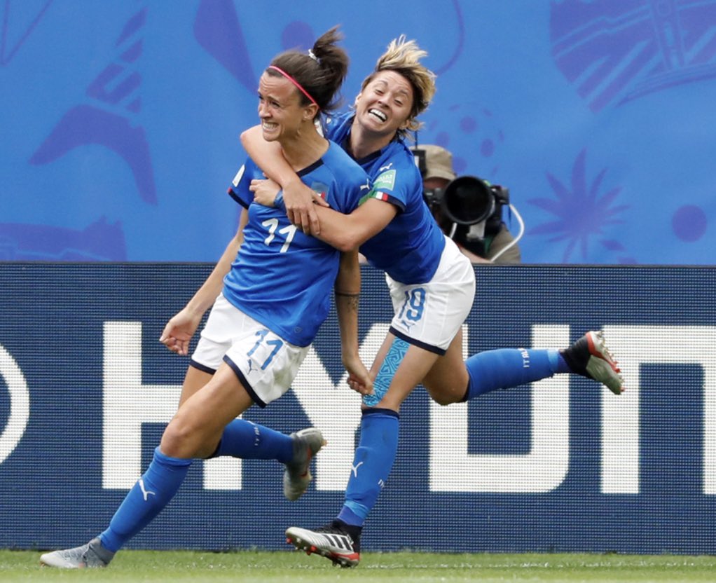 french_dan's tweet photo. 39 Italian media outlets attended the Qatar World Cup even though the men’s team didn’t qualify.  Zero Italian media outlets are in Australia for the #FIFAWomensWorldCup2023 (the Italian women’s team did qualify btw). Is this a commercial or cultural decision? https://t.co/R21475WDdZ