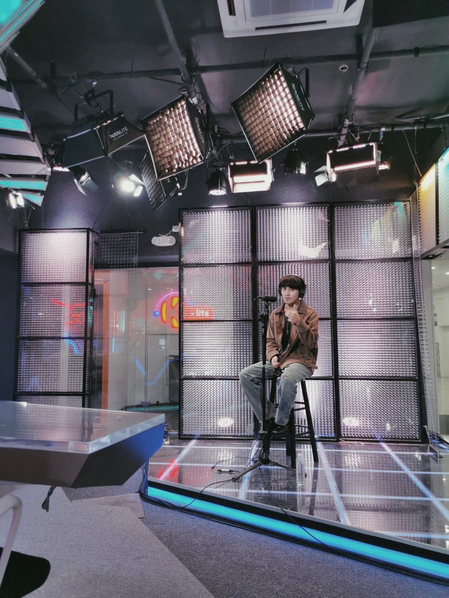 tarsierrecords's tweet image. Still not over @clfrnia_maki’s interview &amp;amp; performances in K-Lite last Aug 15!

Thank you to our friends over at #KLite for having him!

#MakiSaan #MakiBakit #clfrniamaki