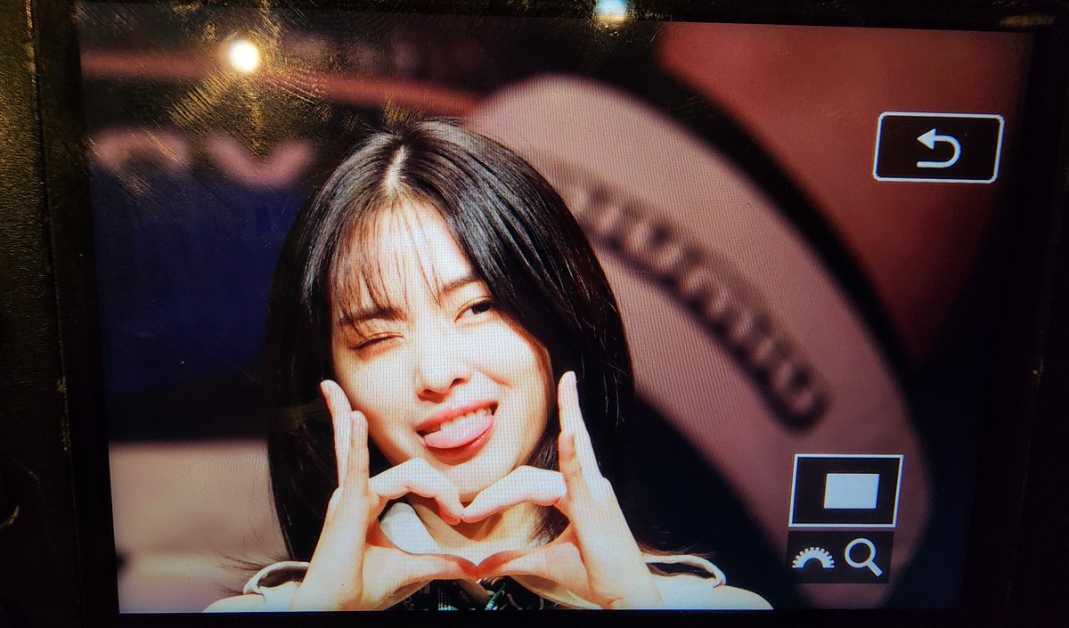 AwsomeRyujin's tweet photo. #ITZY #류진 0819 미팬 프리뷰 (3) https://t.co/Wj8FRLZIg2