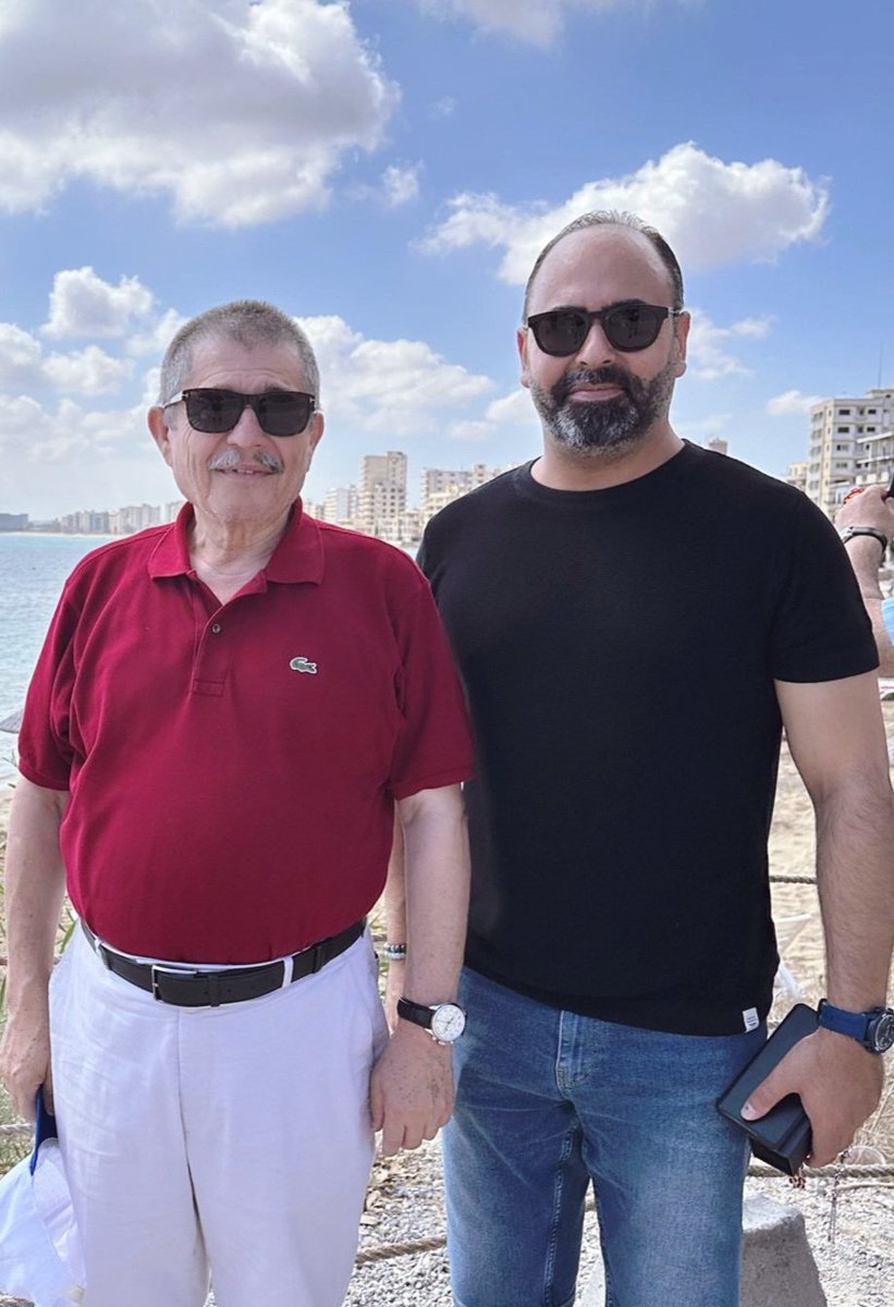 HAK Davamıza HİZMET için varız ve her zaman Emekçinin yanındayız.

Kıymetli Genel Başkanımız, Davamızın Lideri Sn. Mahmut Arslan ve Kurucu ve Onursal Başkanımız, Değerli Büyüğümüz Sn. Hüseyin Tanrıverdi ile...

#Hakİş
#Hizmetİş
#MahmutArslan
#HüseyinTanrıverdi