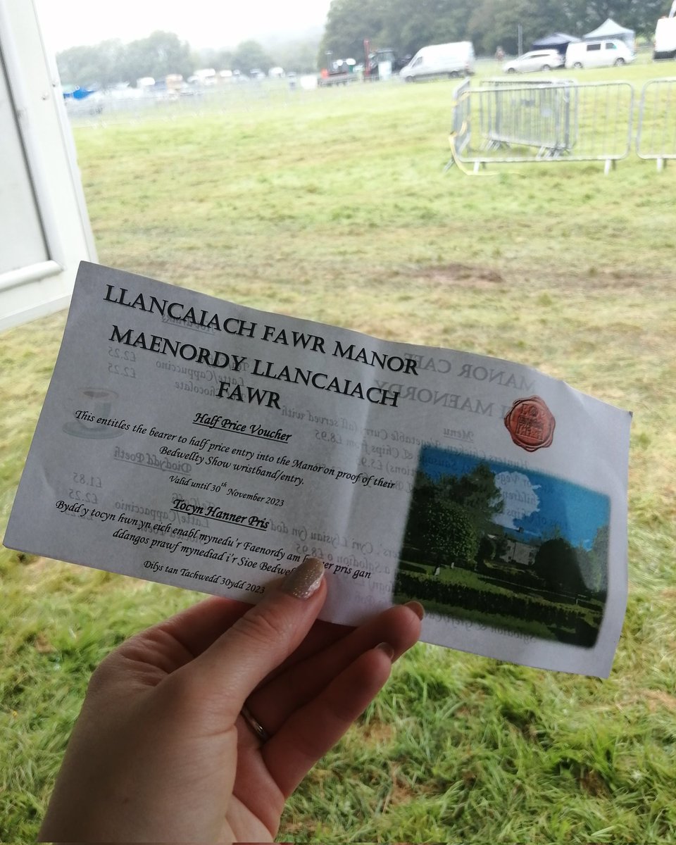 Vouchers for <a href="/llancaiachfawr/">Llancaiach Fawr</a> being handed out on the entrance gates :)