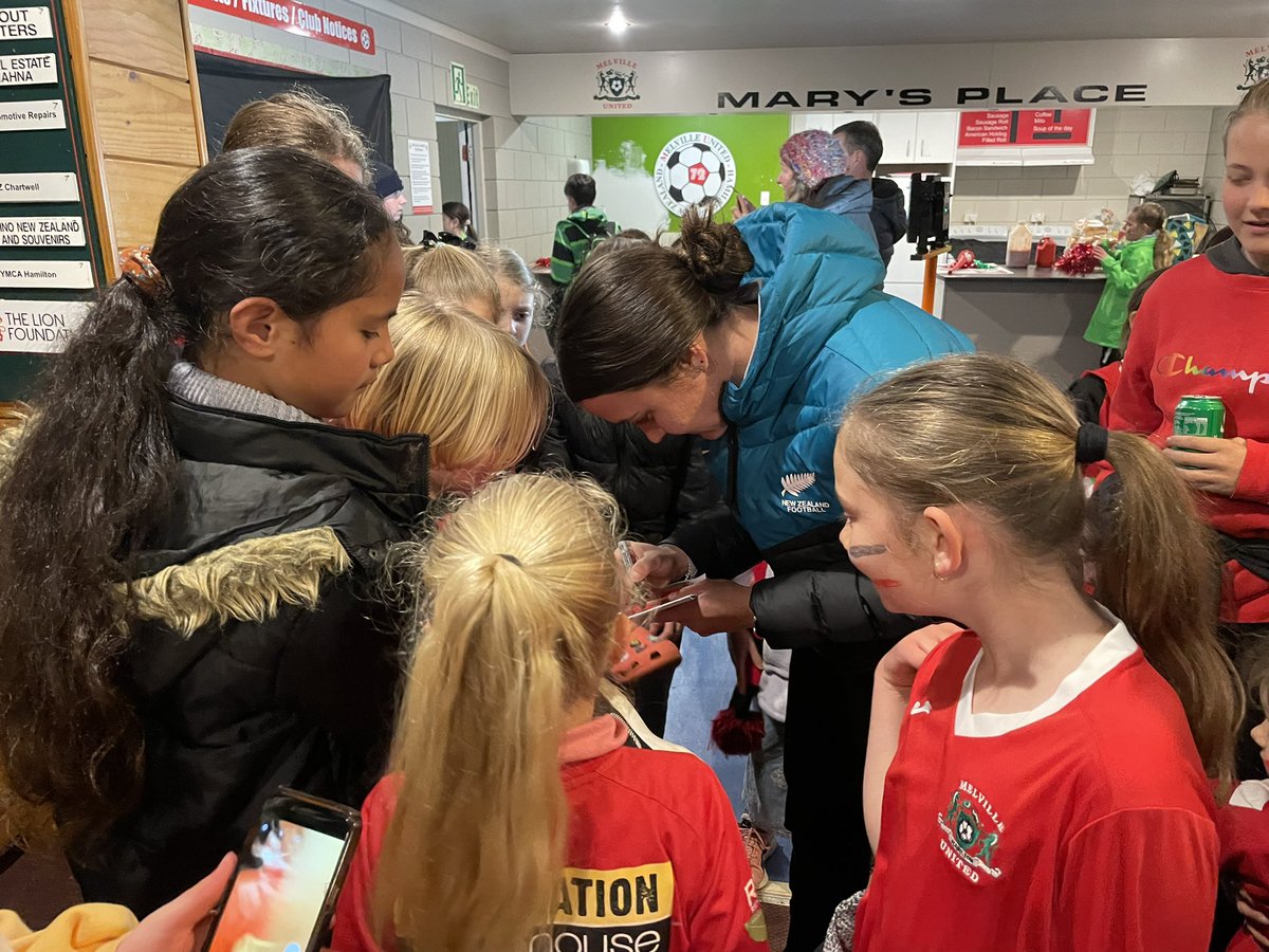 Michael Mayne tweet media