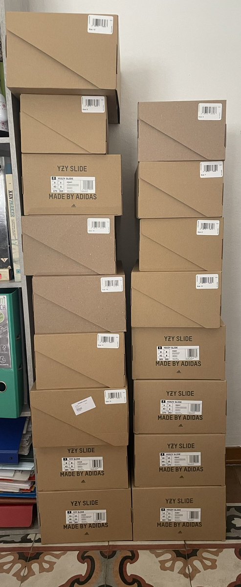 BackGround tweet media