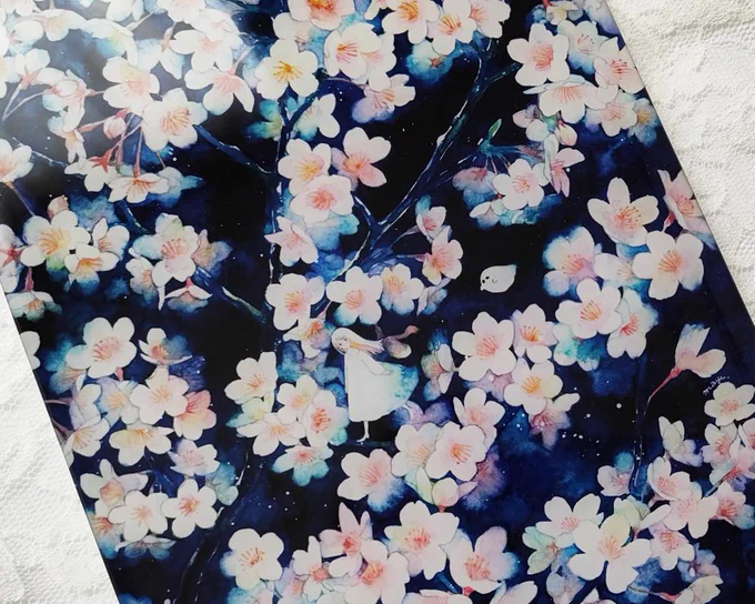 小さいcolors2023「彩-irodori-LABO賞」クリスタルアート届きました!!!もうめちゃめちゃ可愛い!!!サイズも良い!!ツヤツヤ綺麗で木パネルへの印刷よりこっちのが高級感あって好きだなぁ #ARTsLABo  