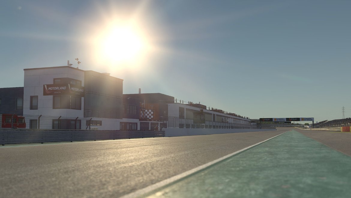 That's it, the registration period has ended and Pre-Qualifying has begun! Some numbers: 93 entries submitted 23 with an invite 70 Pre-Qualifying teams 37 remaining grid spots Who will be able to master Motorland Aragón on @iRacing and make the grid for next season?