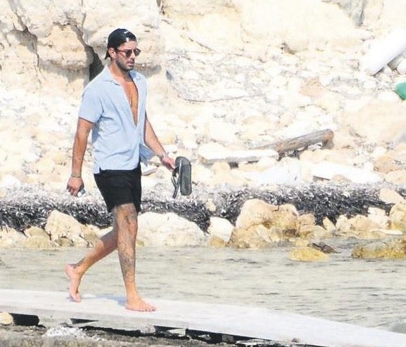 TvDunyasii's tweet photo. #BarışArduç 💥 https://t.co/2tyEHiC5Ez