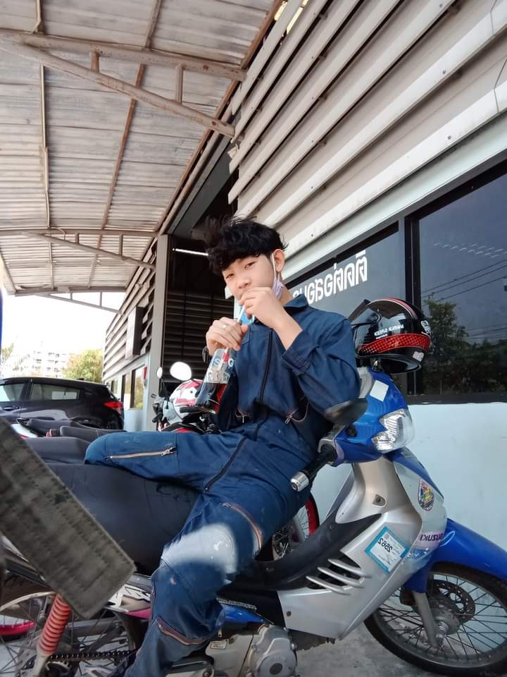 PsB_85's tweet photo. ร้อนจัดไม่รู้หน้าอะไร🥵🔥
แต่เราว่าเธอหน้าเย็ดวะ55.!!
#นัดลับๆ #สกลนครนัดลับๆ https://t.co/4ZiIz5z4UQ