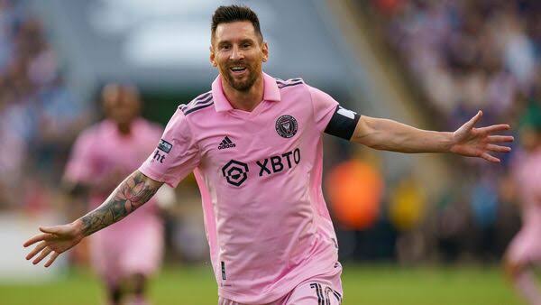 MessiFanCIub's tweet photo. @CrewsMat10 94th minute winner incoming https://t.co/dN93oUwrvN