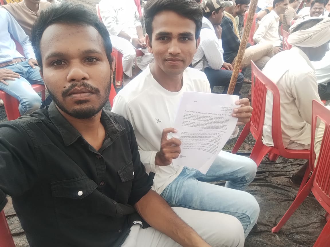 iamakritishukla's tweet photo. Ek baar phir se selected candidate ne apni baat cm sir tak pahuchai hai....
Hum roj effort kar rahe hai...
Thanku team bhilai👏👏👏👏👏👏👏👏👏👍👍👍👍👍#mamaji_mppatwari_niyuktido @KailashOnline @aajtak @ZeeNew @TheLallantop @CMMadhyaPradesh @drnarottammisra @BJP4MP https://t.co/mvgSBwqwCG