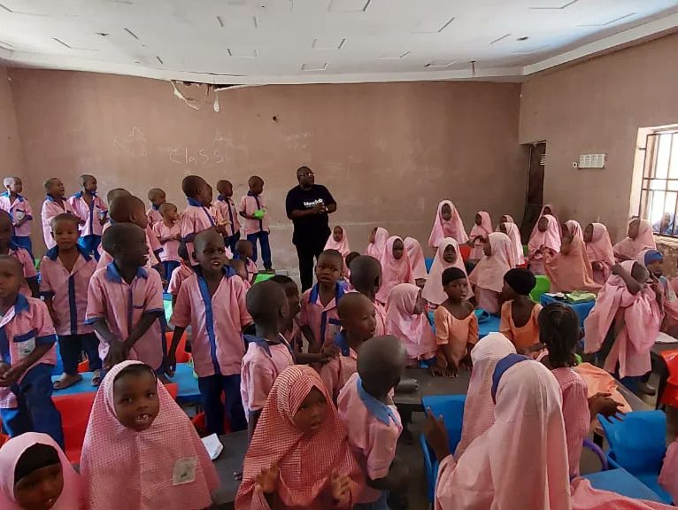 MonClubInt's tweet photo. #didyouknow - About 8.4 million people in the Northeast States of Borno, Adamawa, and Yobe need #humanitarianaid . Out of these, 2.2 million are internally displaced; 1.5 million are returnees who lack essential services and livelihoods, and 3.9 million are members of n/1 https://t.co/sHrAfyMUU7