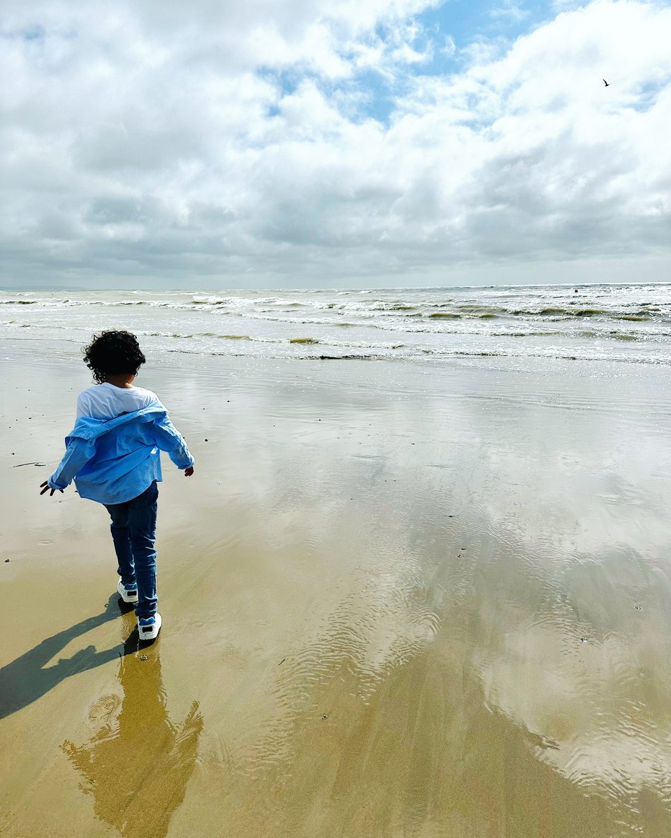 DAlexanderDubel's tweet photo. Morning stroll https://t.co/g4k5J4gYWh